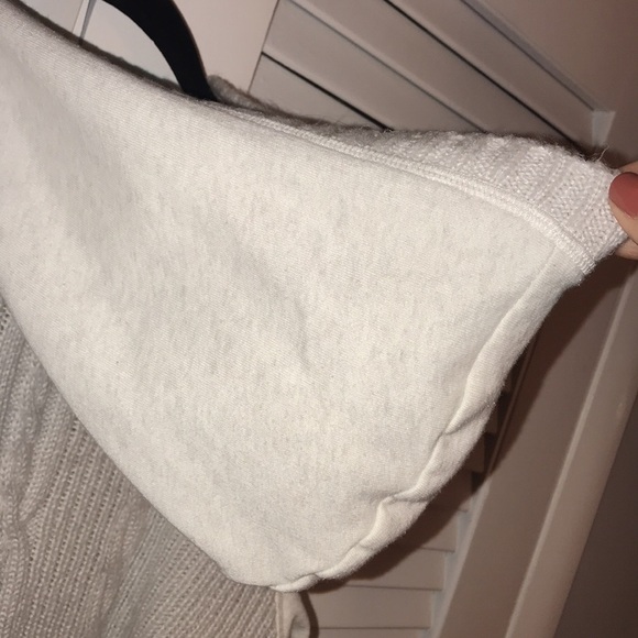 Aeropostale Size Large Pullover - Picture 3 of 4